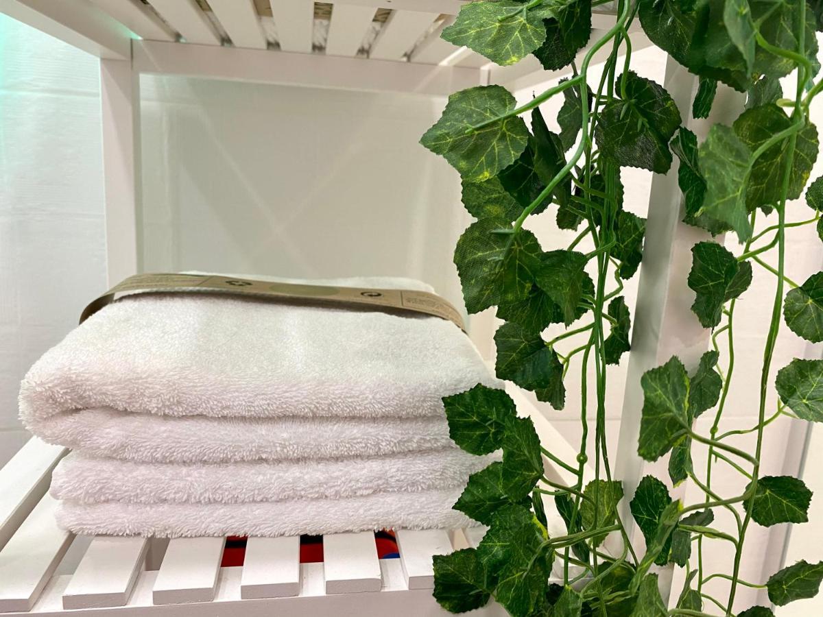 Suite Breeze - Private Heated Pool Malaga Ngoại thất bức ảnh