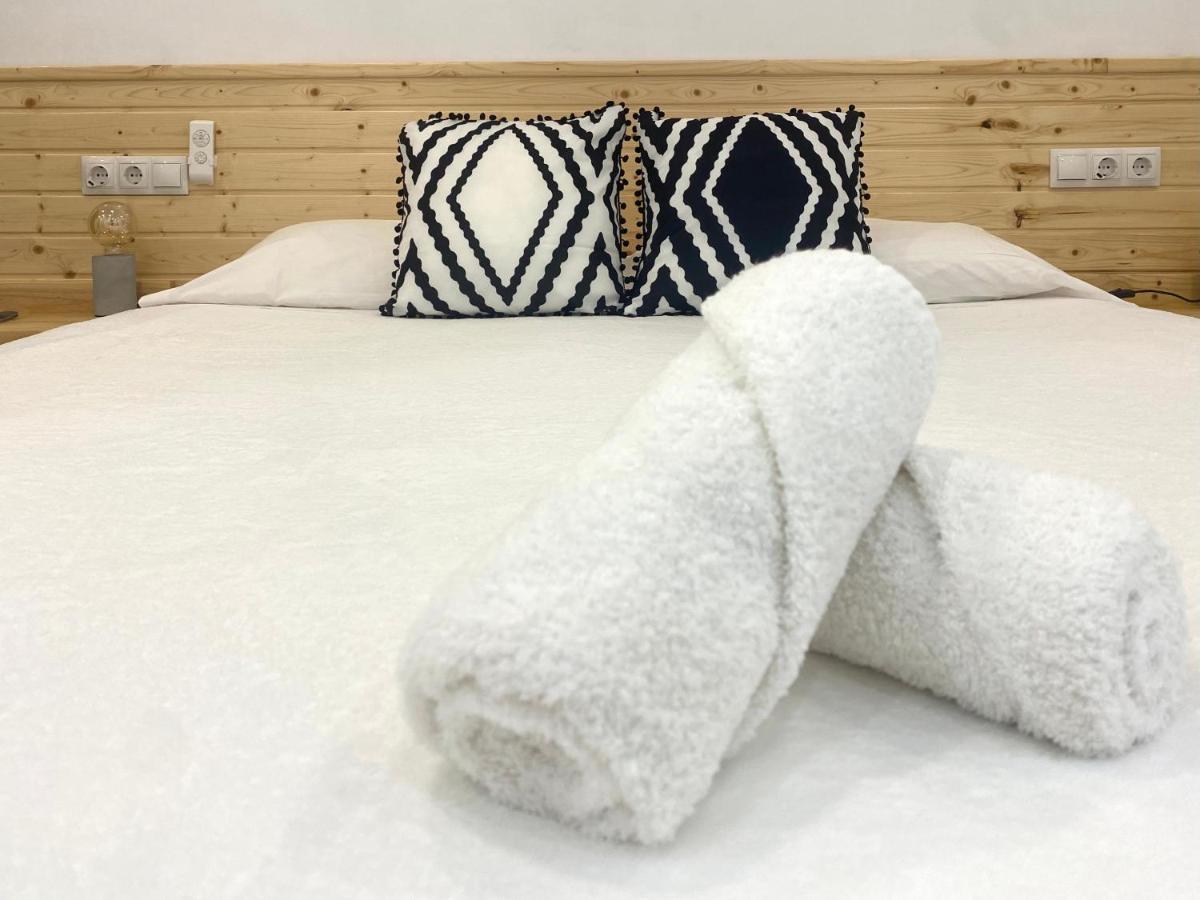 Suite Breeze - Private Heated Pool Malaga Ngoại thất bức ảnh